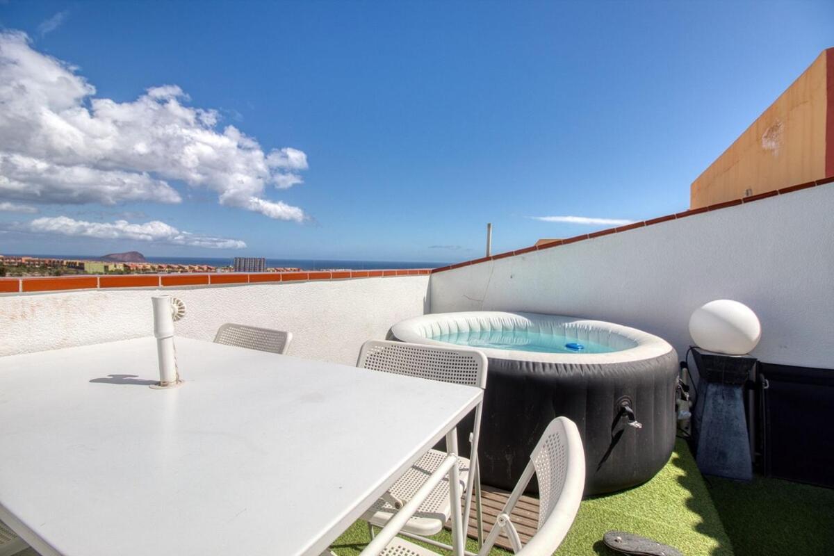Familienfreundliches Meerblick Apartment Mit 4 Schlafzimmer 2 Badezimmer Und Jacuzzi Bei Golf Del Sur Apartment *